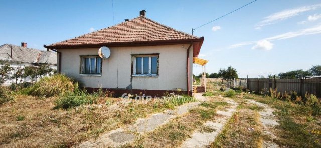 Eladó családi ház, Hodászon 9.9 M Ft, 3 szobás