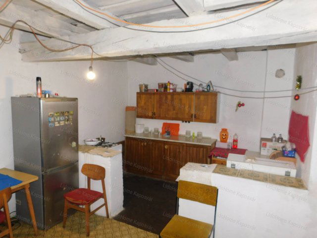 Eladó családi ház, Nagybajomban 10.6 M Ft, 7 szobás