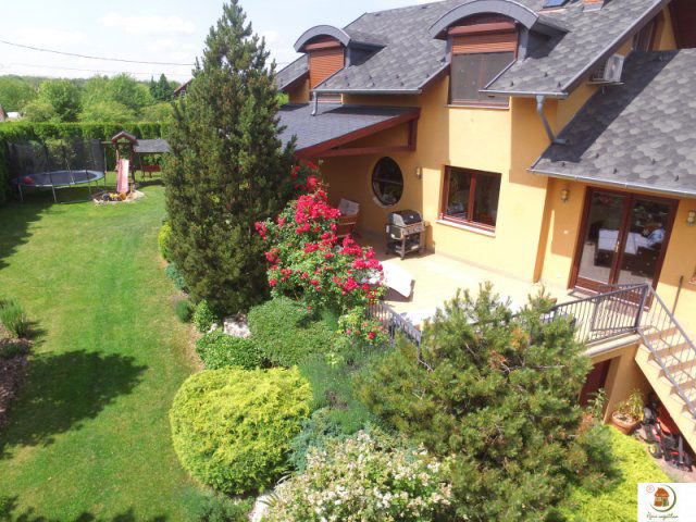 Eladó családi ház, Piliscsabán 194.8 M Ft, 5 szobás