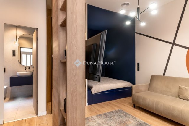 Kiadó téglalakás, albérlet, Budapesten, VI. kerületben