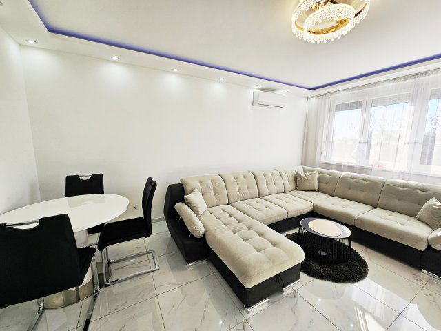 Eladó panellakás, Budapesten, XXI. kerületben 62.9 M Ft, 2 szobás