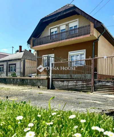Eladó családi ház, Gelsén 45.8 M Ft, 5 szobás