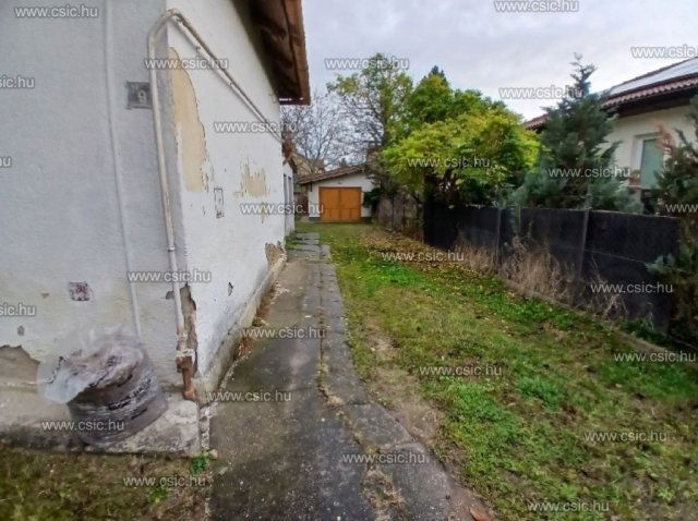 Eladó családi ház, Budapesten, XVII. kerületben 72.9 M Ft