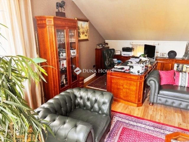 Eladó téglalakás, Budapesten, XII. kerületben 350 M Ft, 3 szobás