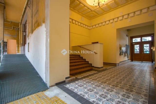 Eladó téglalakás, Budapesten, VIII. kerületben 79.5 M Ft