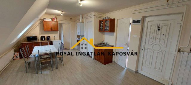 Eladó téglalakás, Balatonlelleén 49.99 M Ft, 3 szobás