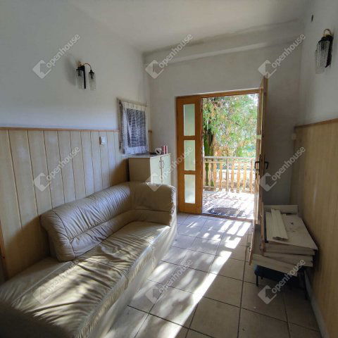 Eladó családi ház, Takácsin 31.9 M Ft, 3 szobás