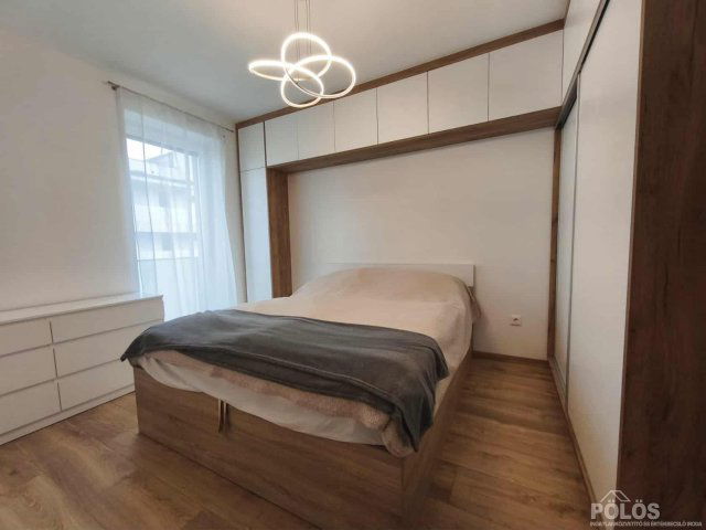 Eladó téglalakás, Sopronban 93 M Ft, 3 szobás