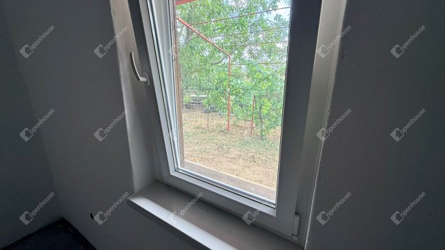 Eladó nyaraló, Monoron 24.9 M Ft, 2 szobás / költözzbe.hu
