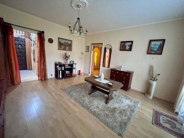 Eladó panellakás, Szombathelyen 41 M Ft, 2 szobás