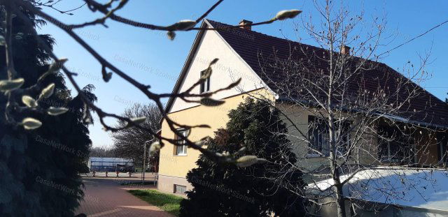 Eladó családi ház, Szolnokon 109.9 M Ft, 4+1 szobás