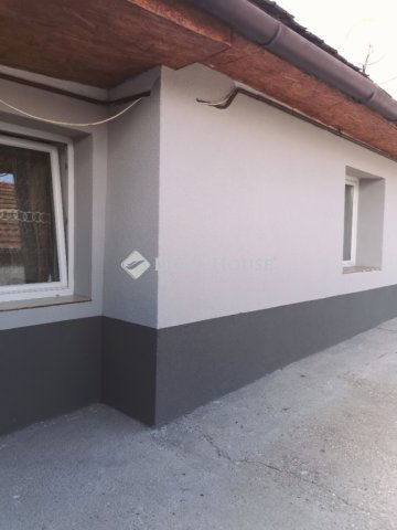 Eladó családi ház, Sátoraljaújhelyen 15.99 M Ft, 2 szobás