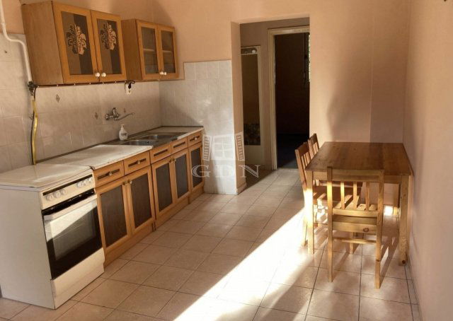 Eladó téglalakás, Budapesten, XXI. kerületben 40 M Ft, 2 szobás