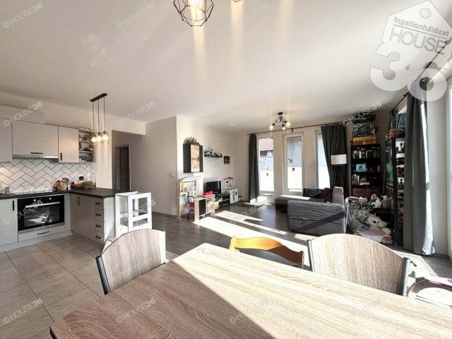 Eladó családi ház, Helvécián 85.9 M Ft, 4 szobás