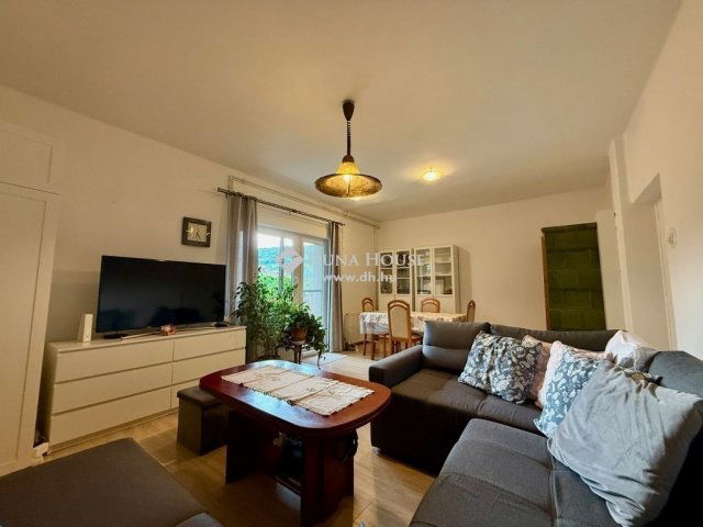 Eladó családi ház, Balatonfüreden 120 M Ft, 7 szobás