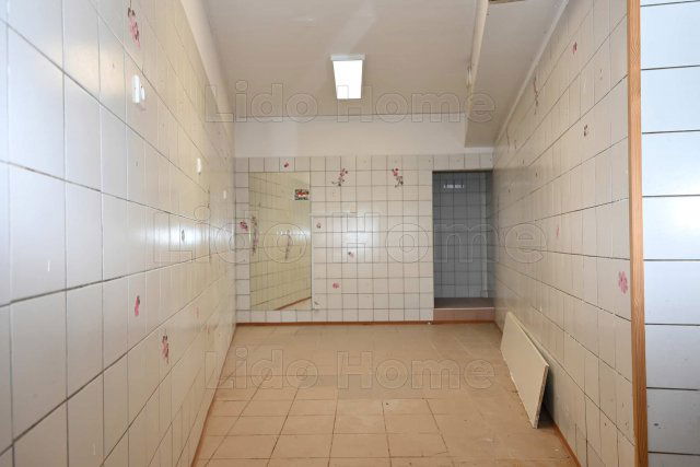 Kiadó üzlethelyiség, Nagykanizsán 492 E Ft / hó