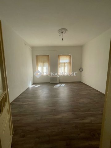 Eladó családi ház, Ceglédbercelen 30.99 M Ft, 2 szobás