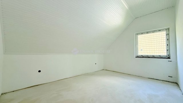 Eladó családi ház, Szentendrén 79 M Ft, 4 szobás