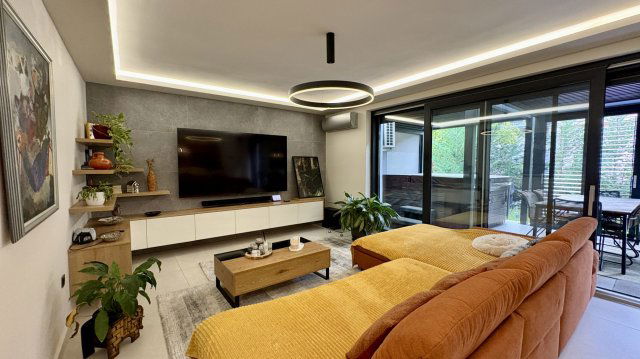 Kiadó sorház, albérlet, Debrecenben 1250 E Ft / hó, 5 szobás