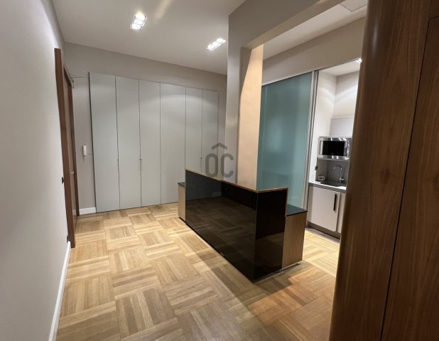 Eladó téglalakás, Budapesten, VI. kerületben 450 M Ft, 2 szobás