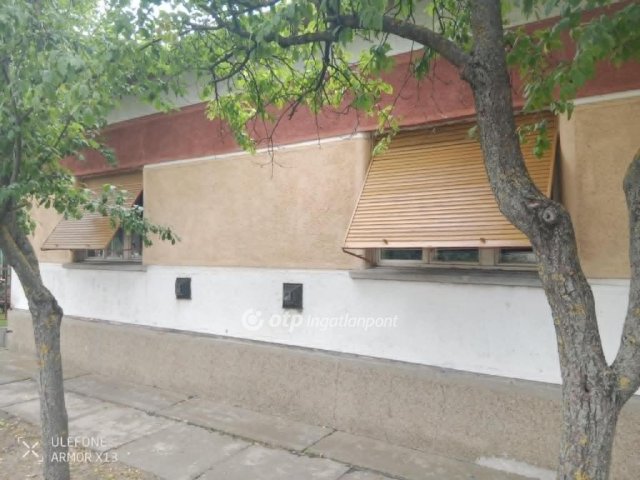 Eladó családi ház, Csépán 13.9 M Ft, 3 szobás