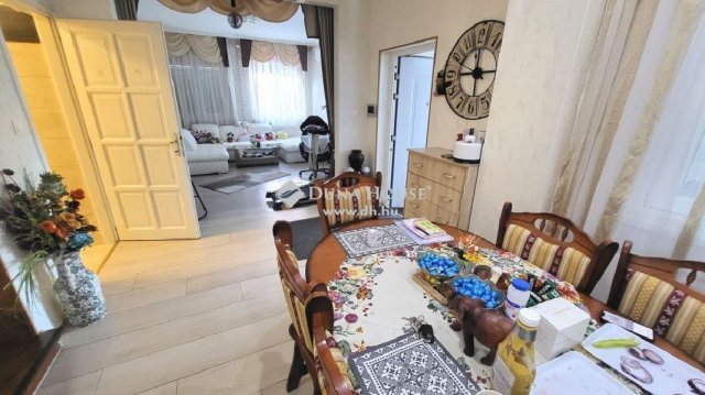 Eladó családi ház, Érden 160 M Ft, 7 szobás