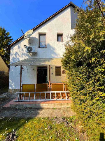 Eladó ikerház, Balatonfenyvesen 69.375 M Ft, 3 szobás