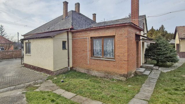 Eladó családi ház, Tényőn 37.5 M Ft, 3 szobás