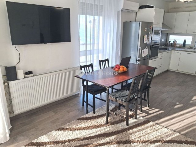 Eladó téglalakás, Hajdúböszörményen 64.9 M Ft, 3 szobás