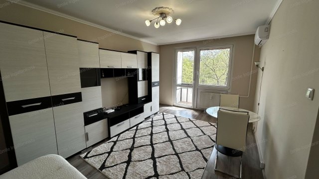 Kiadó panellakás, albérlet, Nyíregyházán 150 E Ft / hó