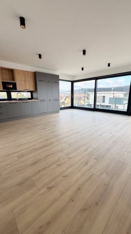 Eladó ikerház, Budapesten, III. kerületben 324.9 M Ft, 4 szobás