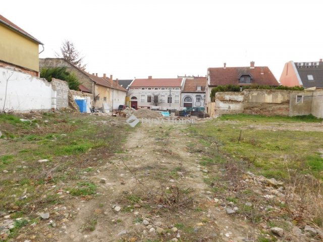 Eladó telek, Kecskeméten 89 M Ft / költözzbe.hu