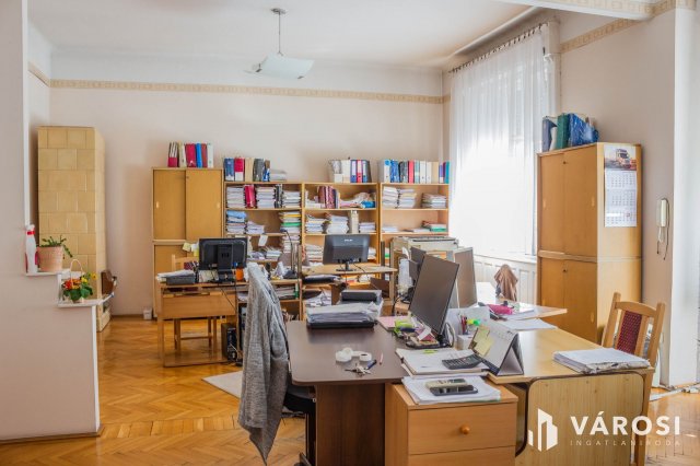 Eladó téglalakás, Szegeden 85 M Ft, 1+1 szobás
