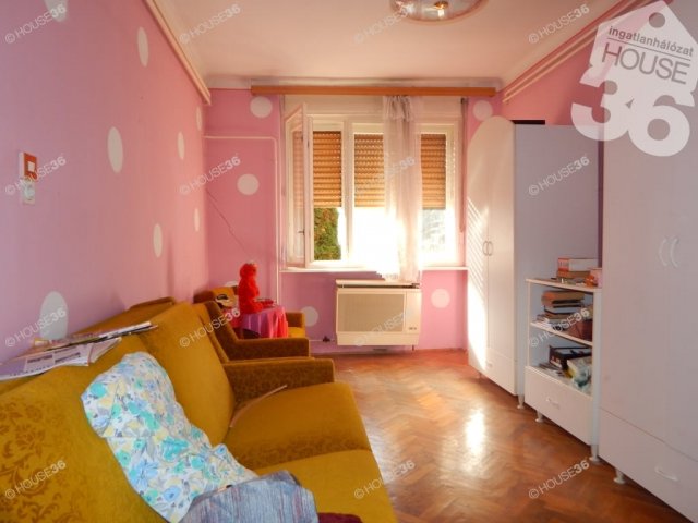 Eladó családi ház, Kecskeméten 32 M Ft, 3 szobás