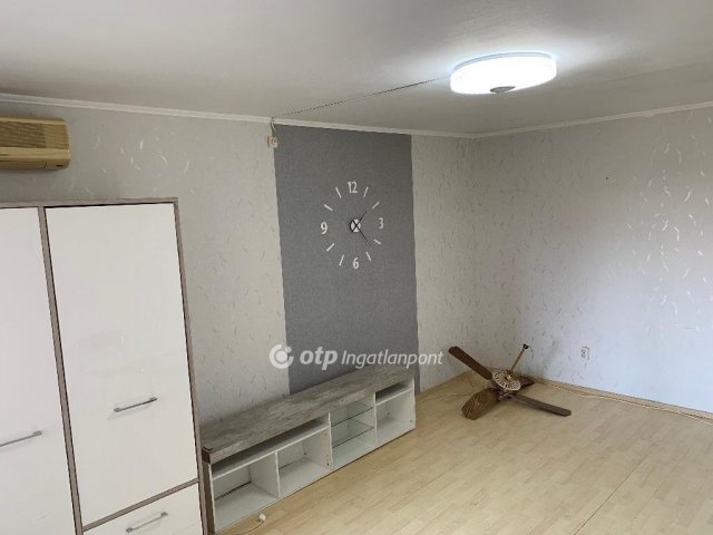 Eladó téglalakás, Budapesten, X. kerületben 64.9 M Ft, 3 szobás