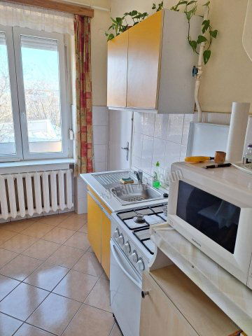 Eladó téglalakás, Dunaújvárosban 32.5 M Ft, 2 szobás