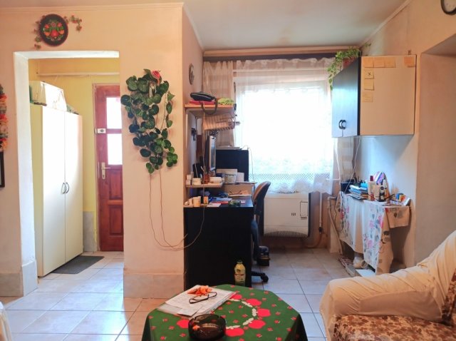 Eladó családi ház, Debrecenben 37.6 M Ft, 2 szobás