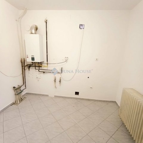 Eladó családi ház, Sándorfalván 110 M Ft, 4 szobás
