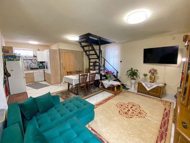 Eladó családi ház, Kiskunlacházán 99 M Ft, 3 szobás