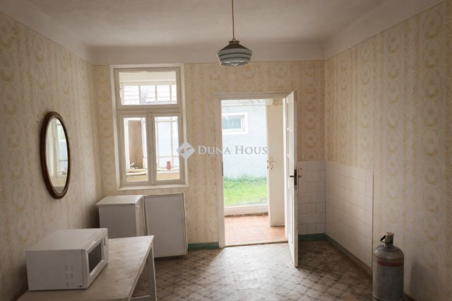 Eladó családi ház, Pálin 24.5 M Ft, 2 szobás