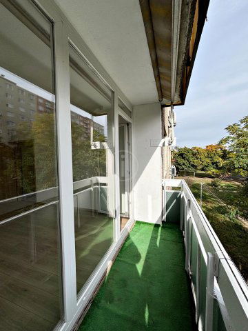 Eladó panellakás, Budapesten, XV. kerületben 78.9 M Ft, 3 szobás