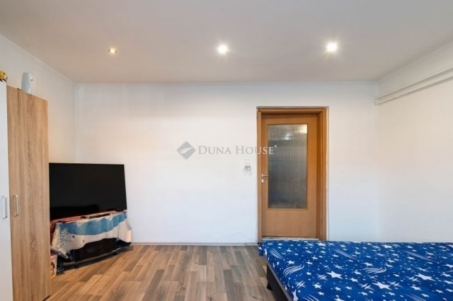 Eladó ikerház, Gyálon 76 M Ft, 4 szobás / költözzbe.hu