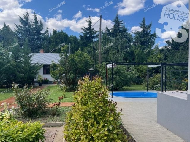 Eladó családi ház, Kecskeméten 169.9 M Ft, 4 szobás