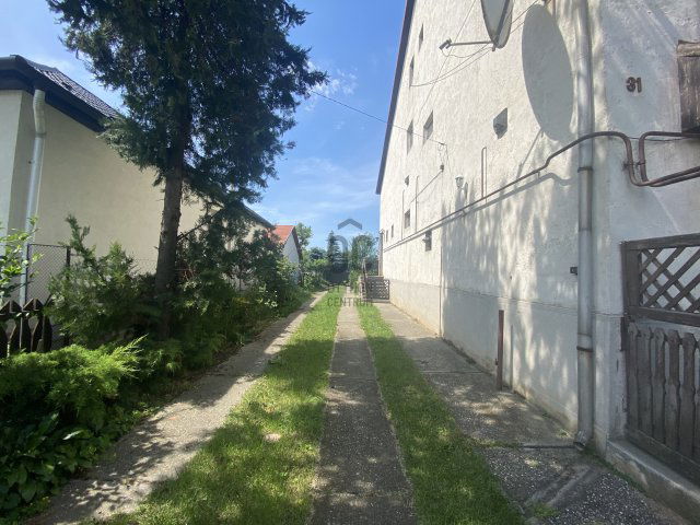 Eladó családi ház, Alsózsolcán 56.5 M Ft, 8 szobás