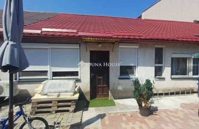 Eladó téglalakás, Budapesten, IV. kerületben 38 M Ft, 1 szobás