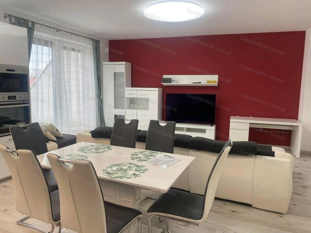 Kiadó téglalakás, albérlet, Szolnokon 280 E Ft / hó, 2 szobás