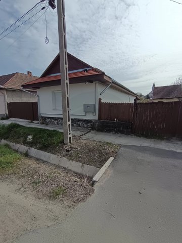 Eladó családi ház, Bujákon 21.5 M Ft, 2 szobás