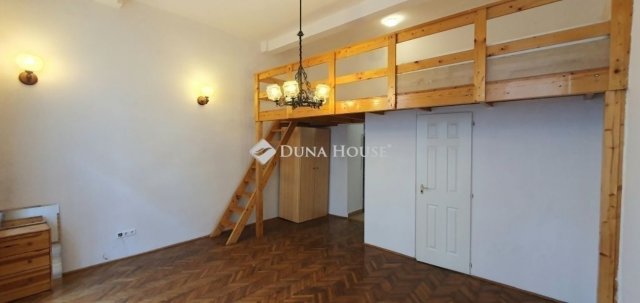 Eladó téglalakás, Budapesten, VII. kerületben 61 M Ft, 1 szobás