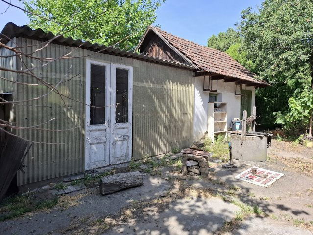 Eladó családi ház, Üllőn 48 M Ft, 4 szobás