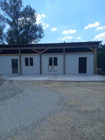 Eladó családi ház, Tatabányán 44 M Ft, 3 szobás
